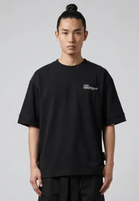 IRASUTO STUDIO KOI TEE BLACK